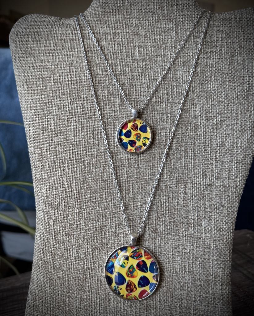 Guitar Pick Necklace - Mosaic
